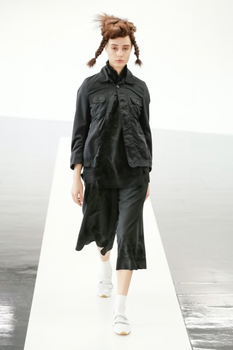 tricotCOMMEdesGARCONS-2021ss-012.jpg.png
